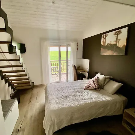 Bed & Breakfast Les Autres Sens