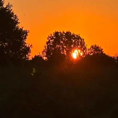 Bed & Breakfast Les Autres Sens